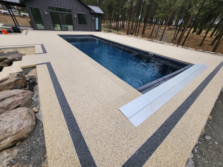 Paradise Pools NW - Rio Medina Pool Deck